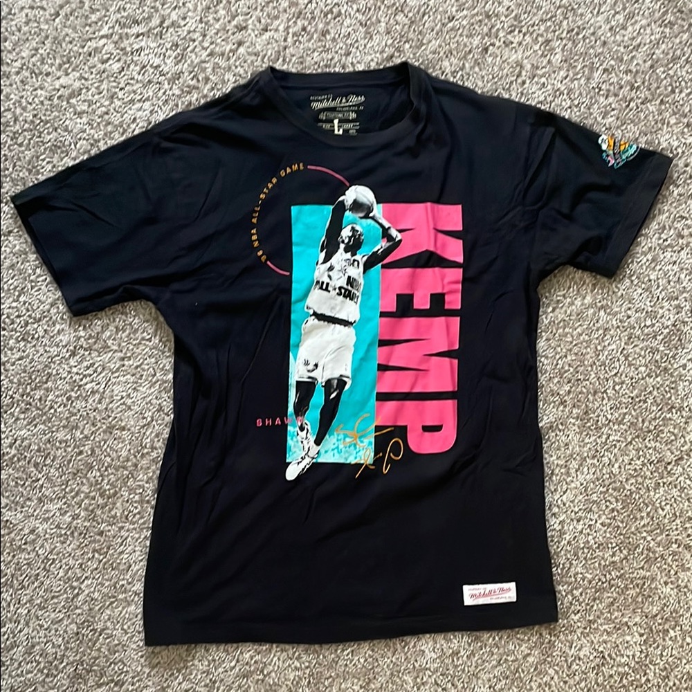 Mitchell & Ness Shawn Kemp all star 1996 Black T-Shirt Graphic size Large
